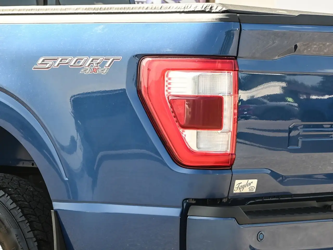 Ford F-150 - Image 9