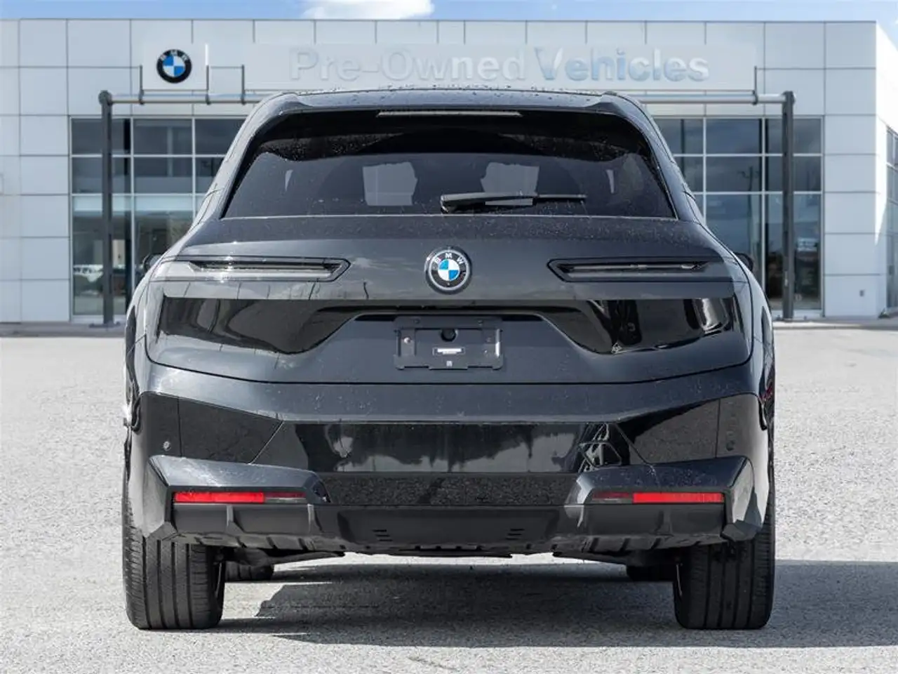 BMW iX - Image 9