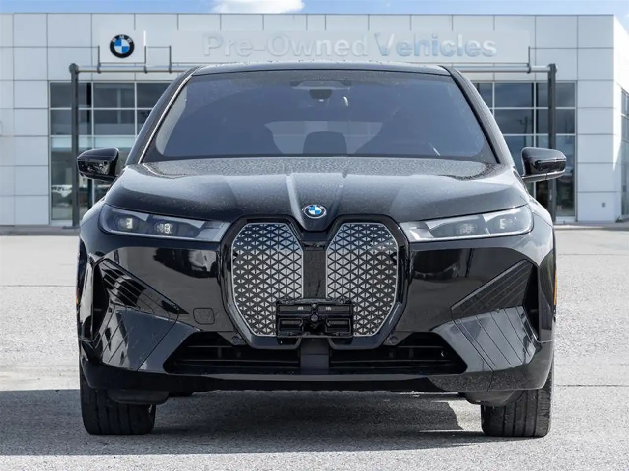 BMW iX - Image 3