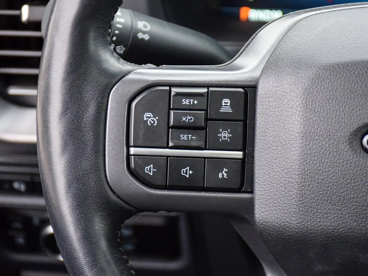Ford F-150 - Image 19