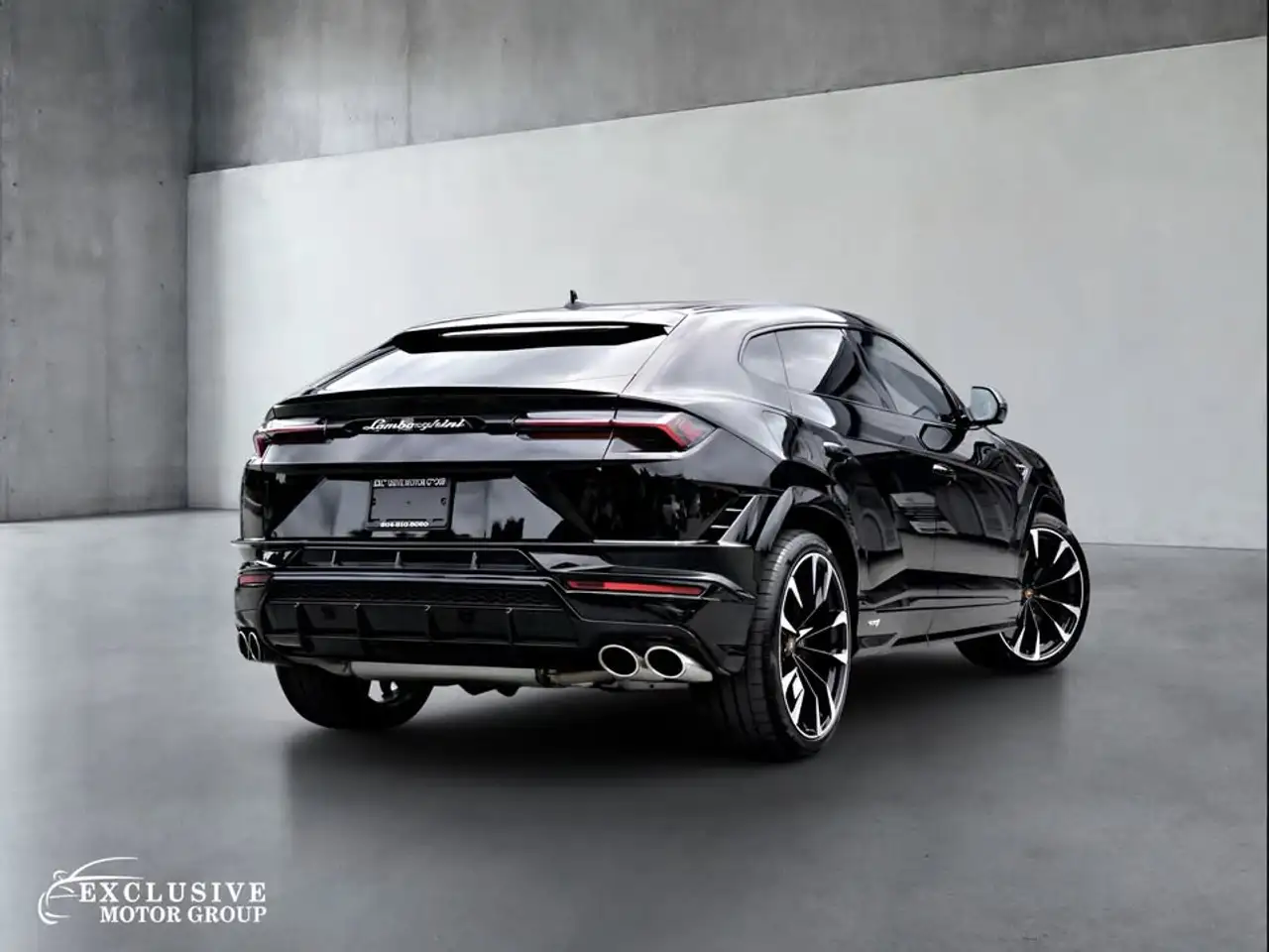Lamborghini Urus - Image 4
