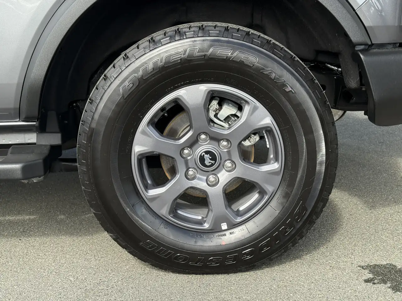 Ford Bronco - Image 29