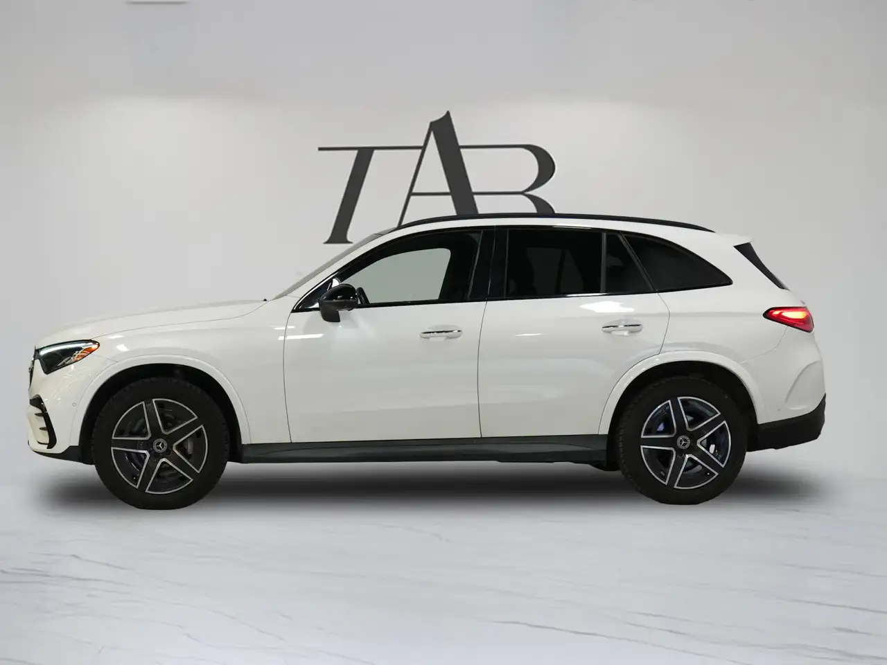Mercedes-Benz GLC - Image 8