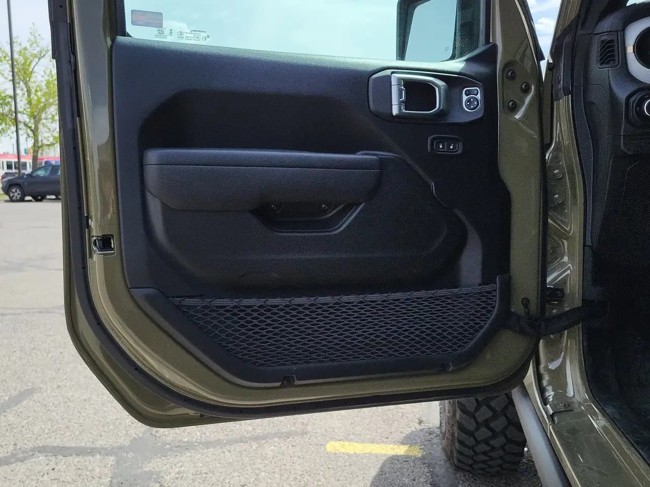Jeep Gladiator - Image 8
