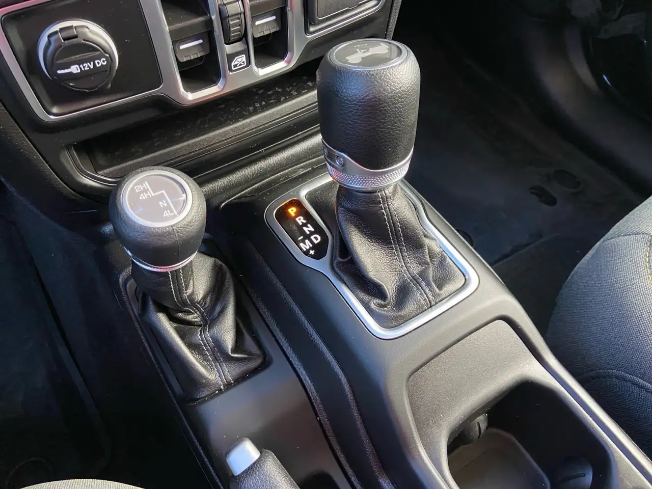 Jeep Wrangler - Image 20