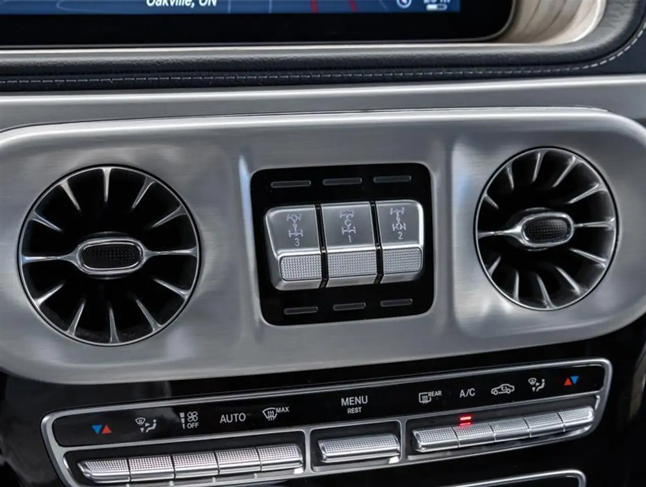 Mercedes-Benz G-Class - Image 26