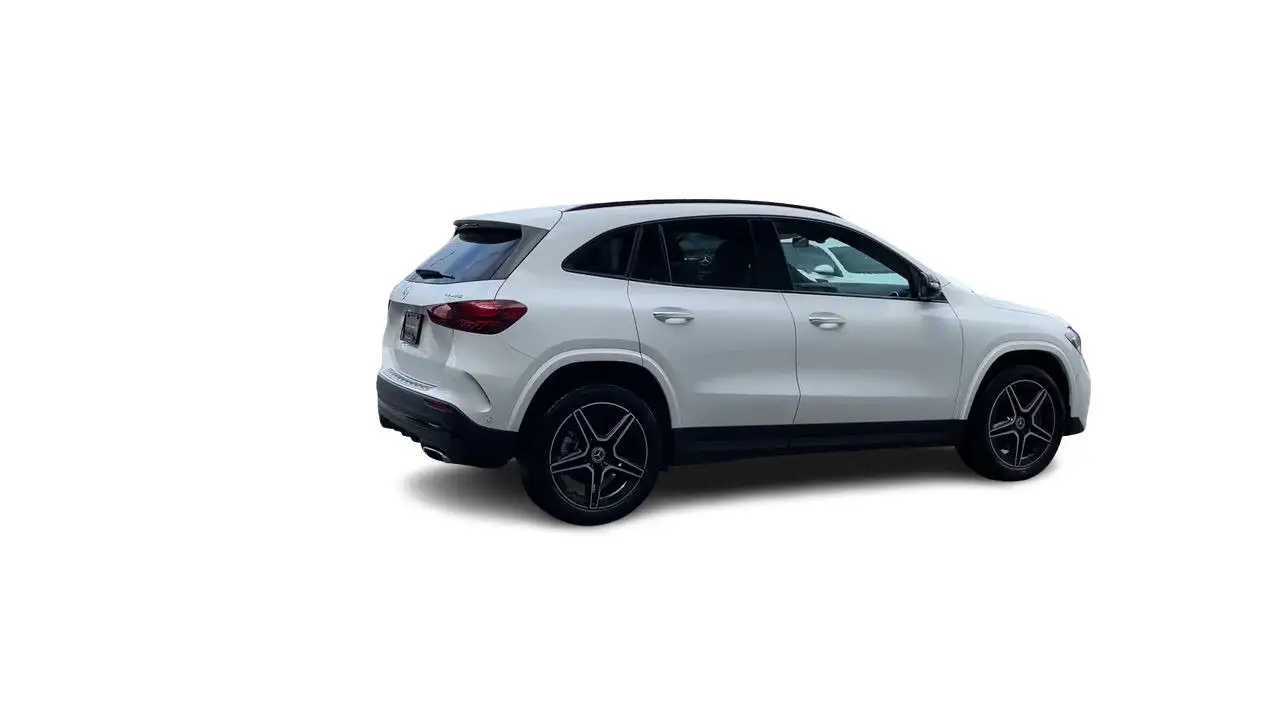Mercedes-Benz GLA - Image 15