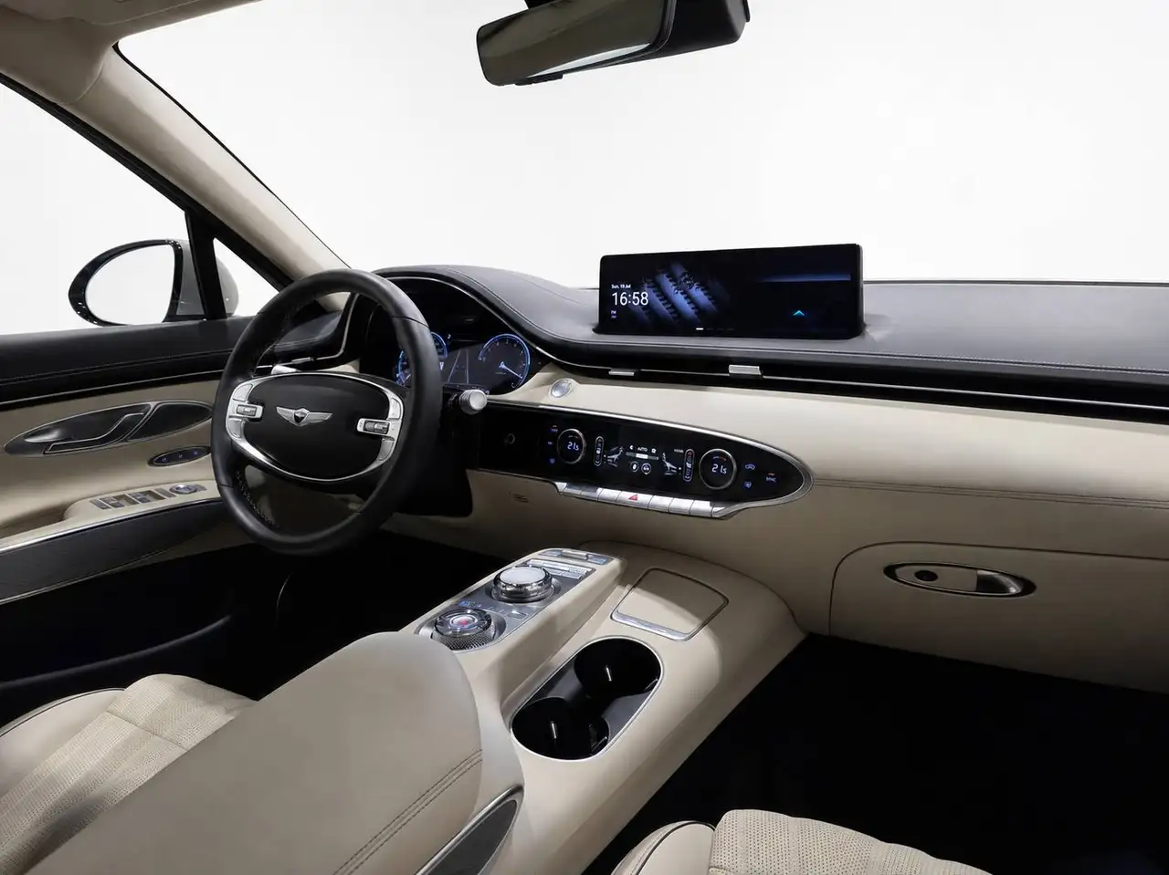 Genesis GV70 - Image 22