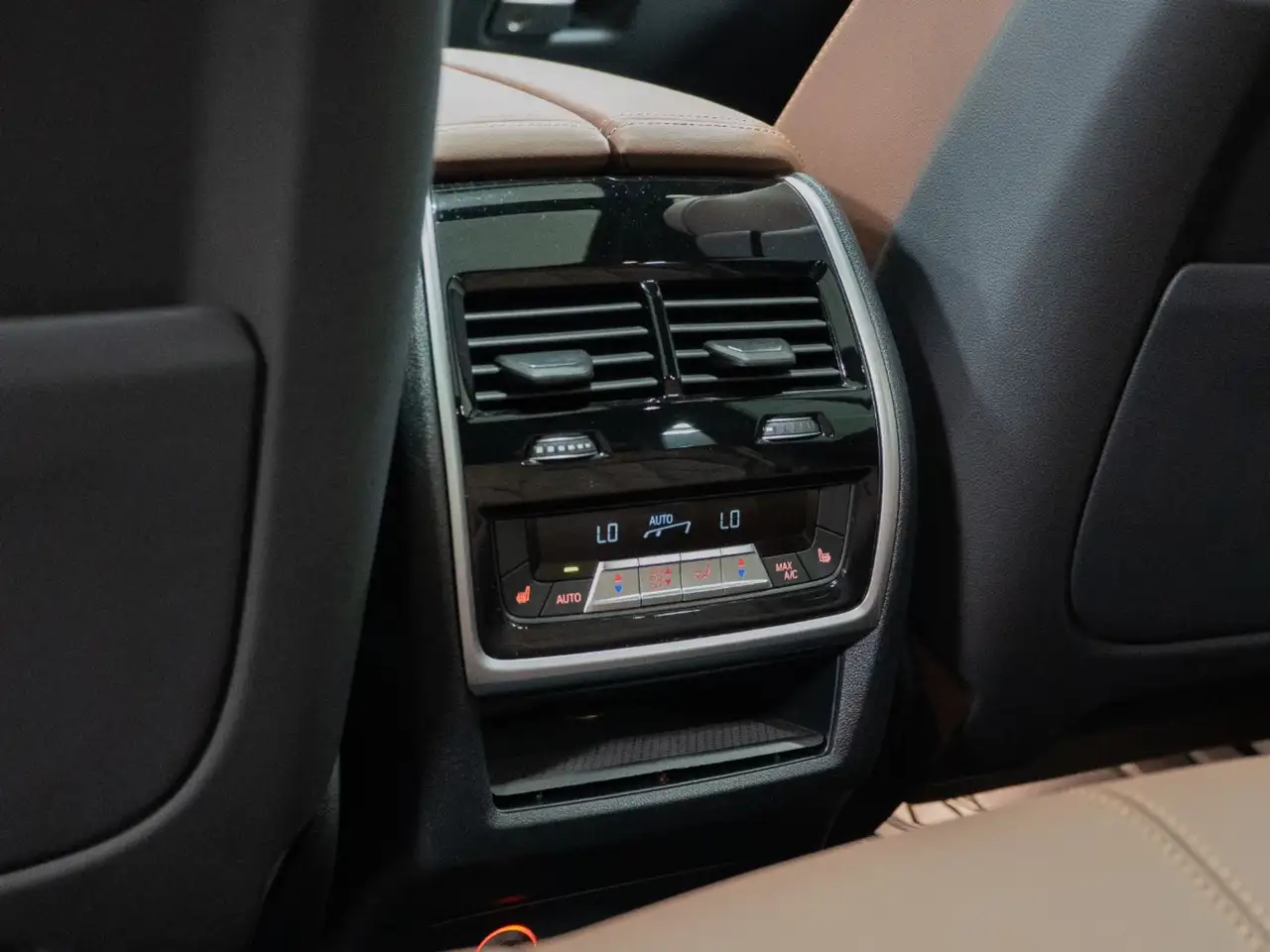 BMW X5 - Image 32