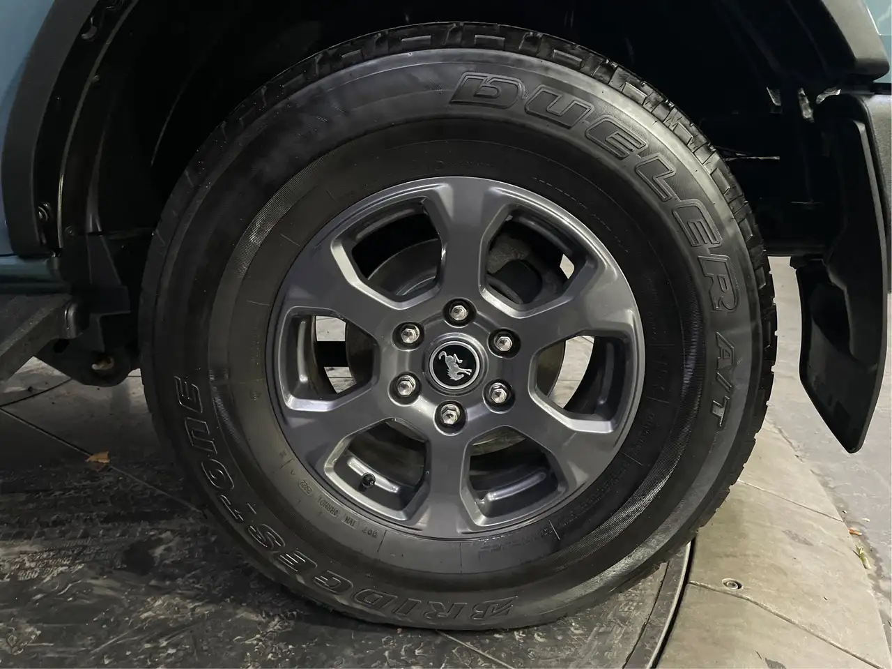 Ford Bronco - Image 6