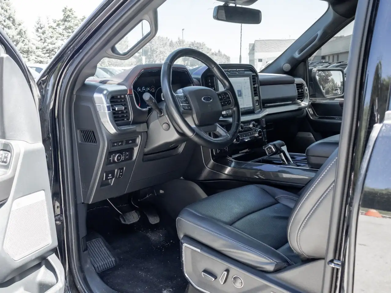 Ford F-150 - Image 13