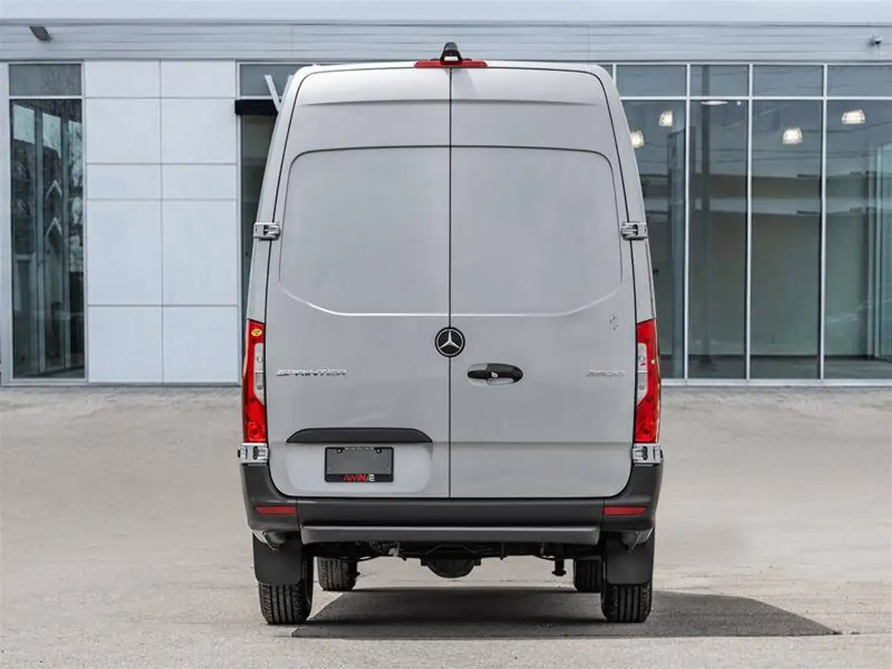Mercedes-Benz Sprinter - Image 6