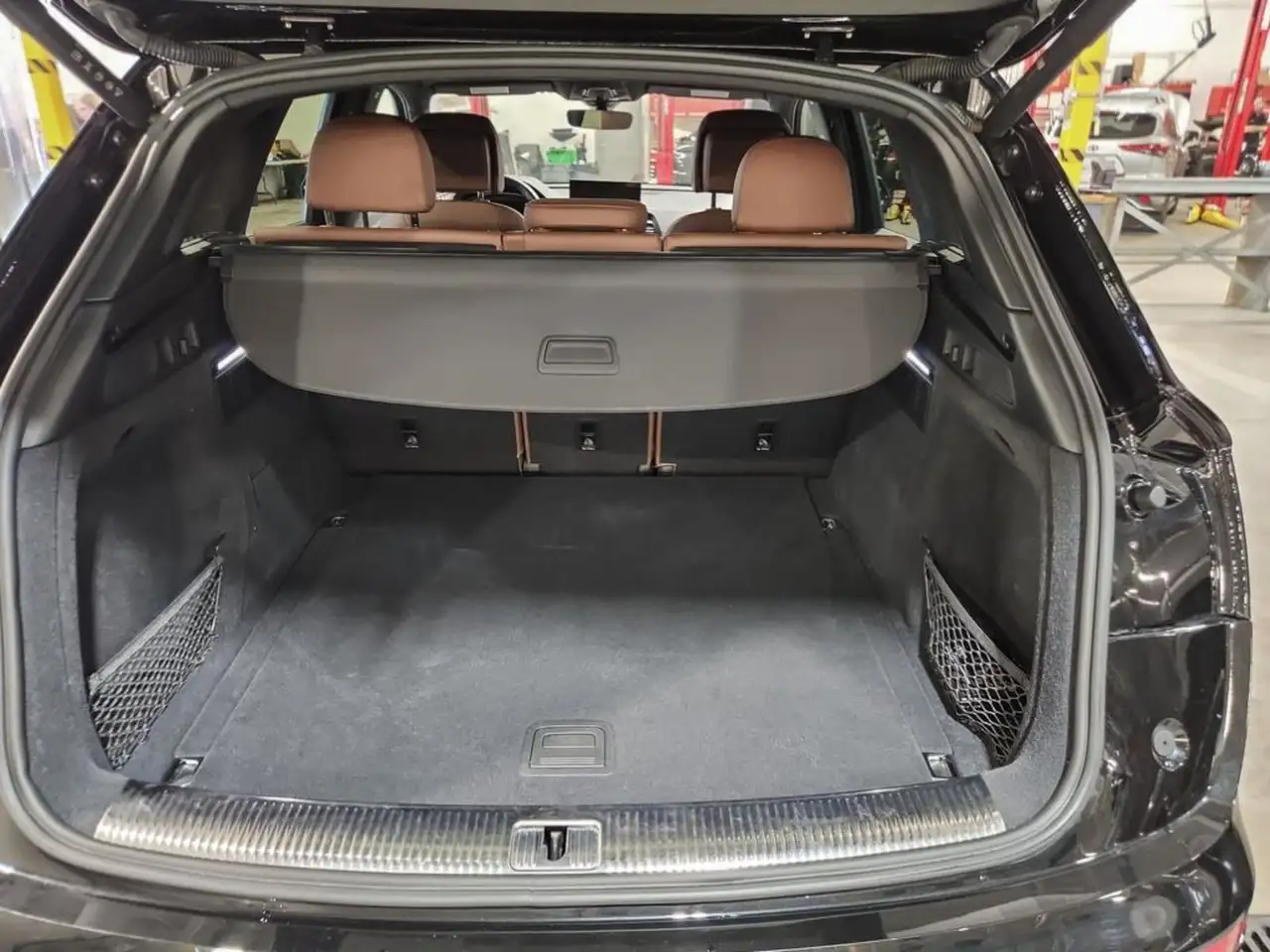 Audi Q5 - Image 12