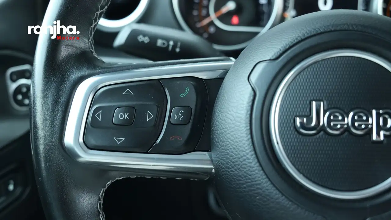 Jeep Wrangler - Image 21
