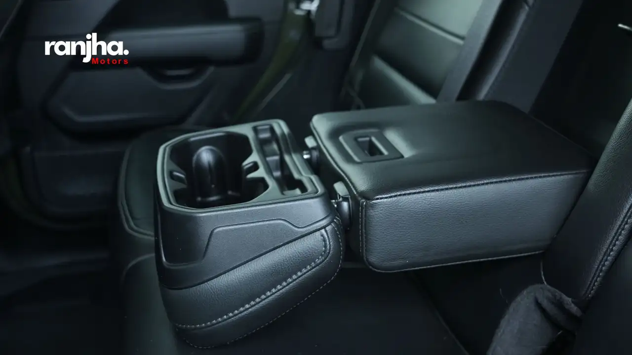 Jeep Wrangler - Image 34