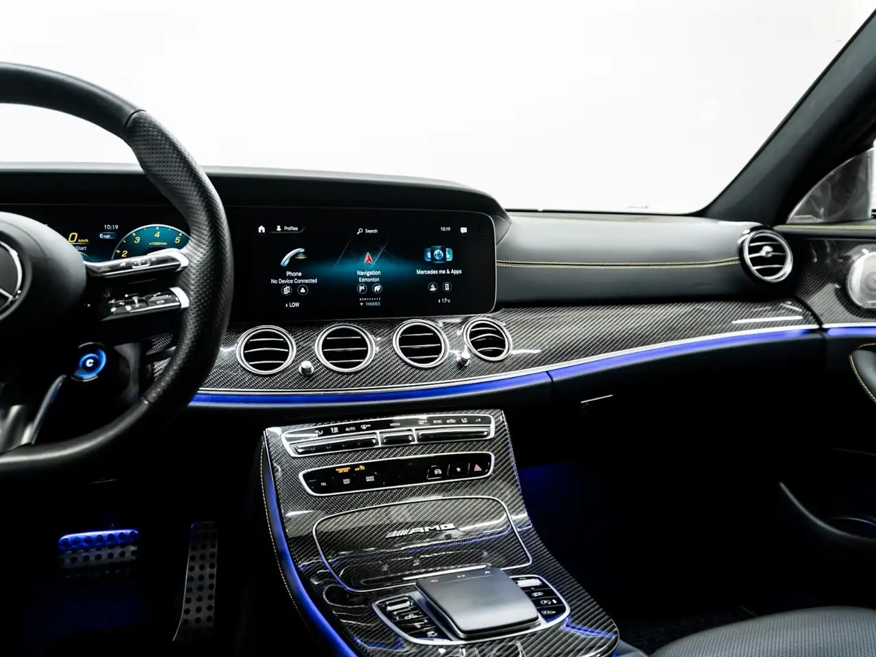 Mercedes-Benz E-Class - Image 18