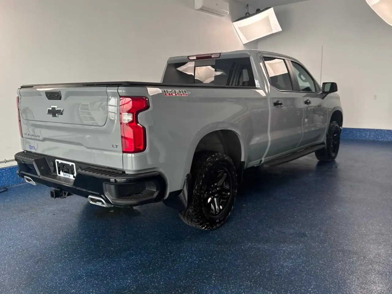 Chevrolet Silverado 1500 - Image 5