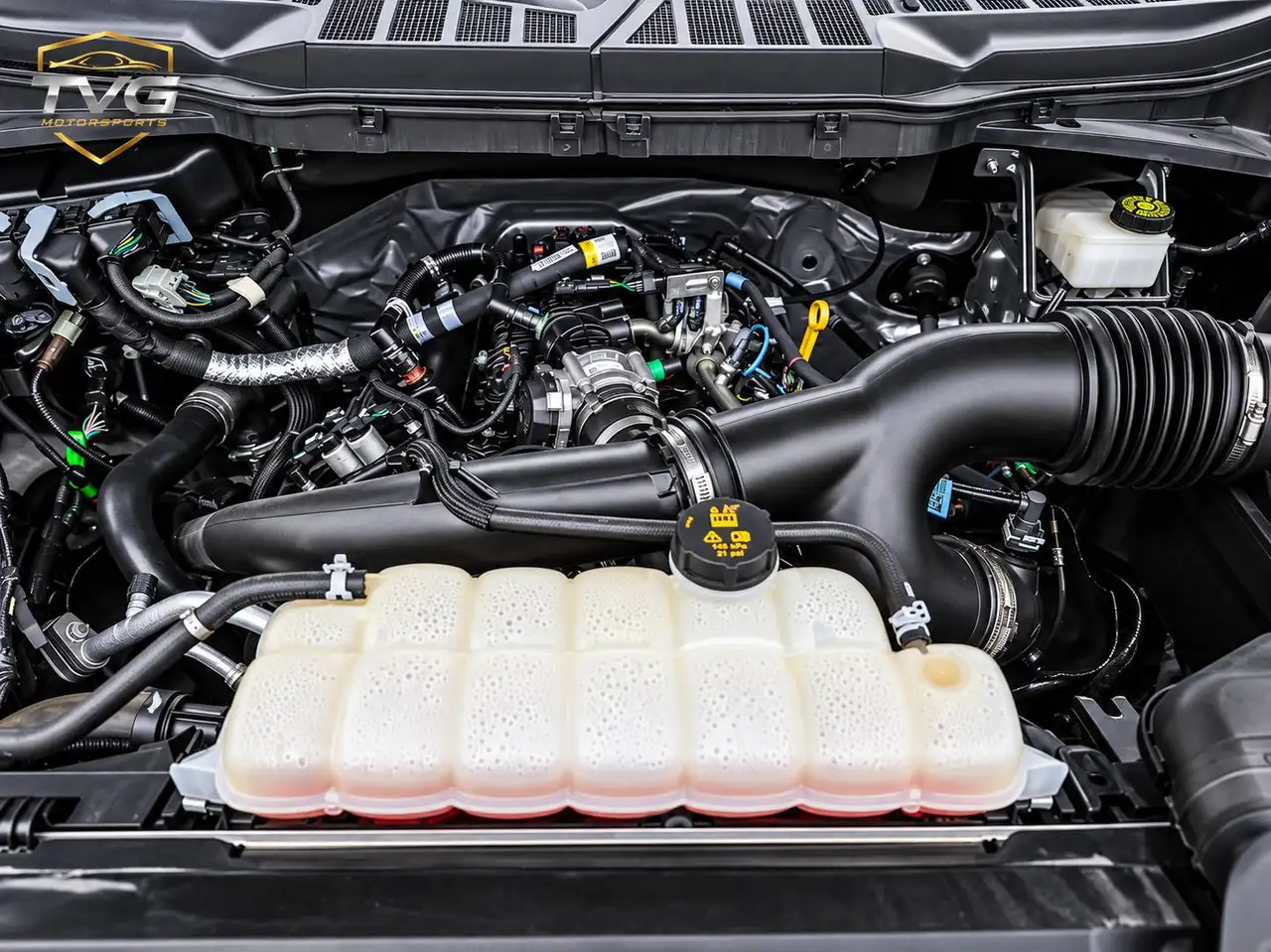 Ford F-150 - Image 12
