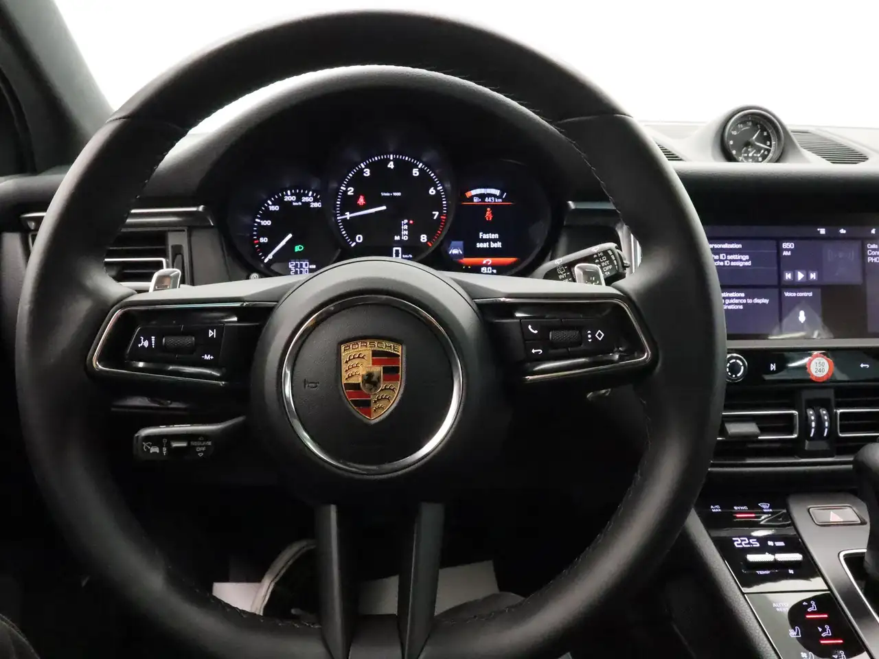 Porsche Macan - Image 20