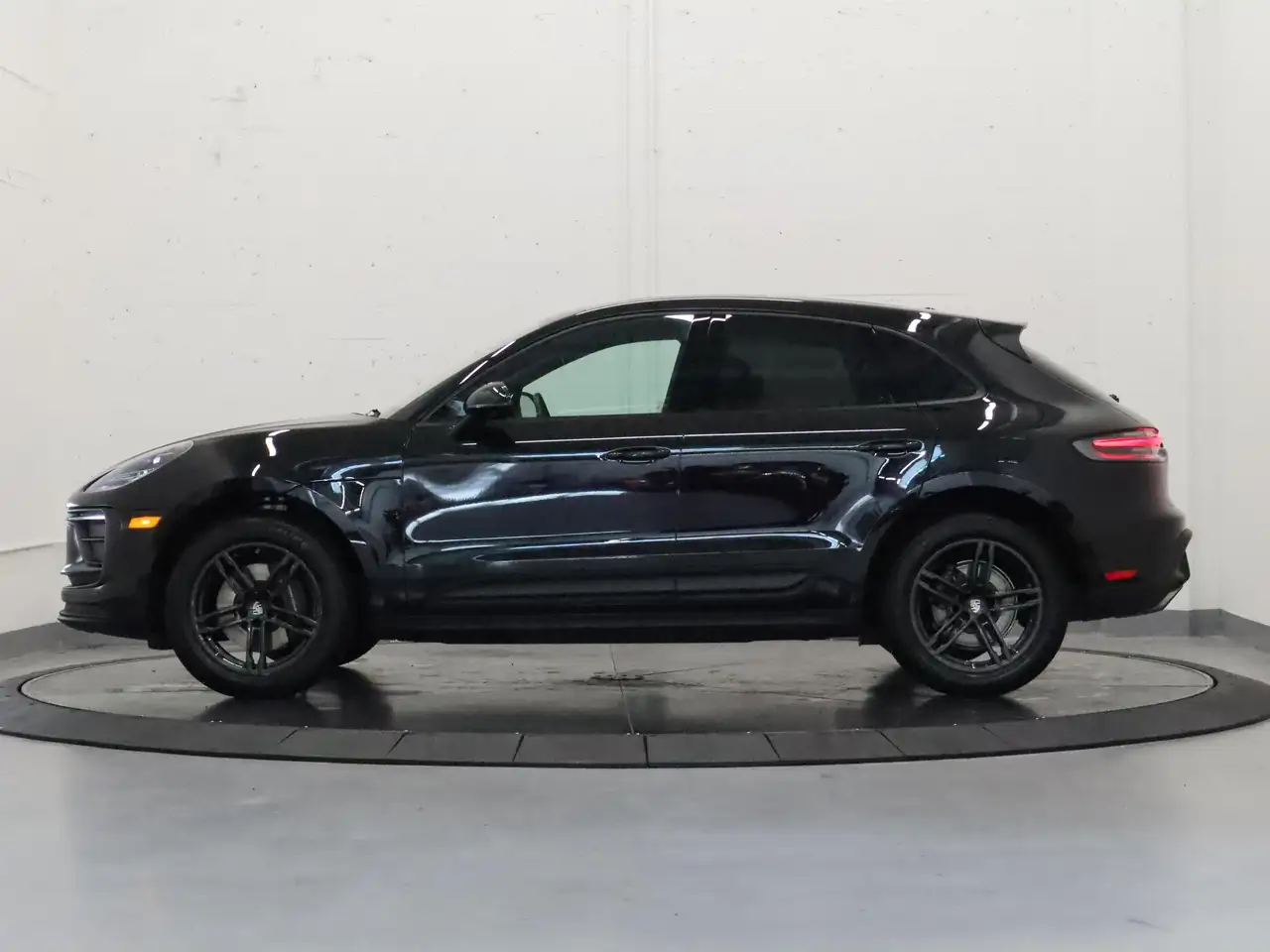 Porsche Macan - Image 5