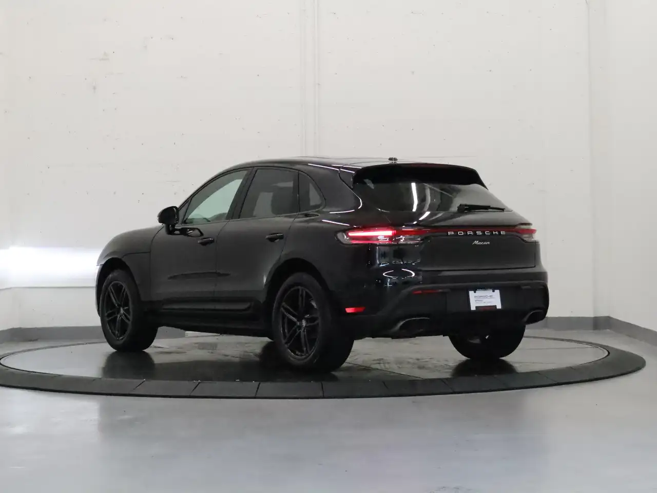 Porsche Macan - Image 6