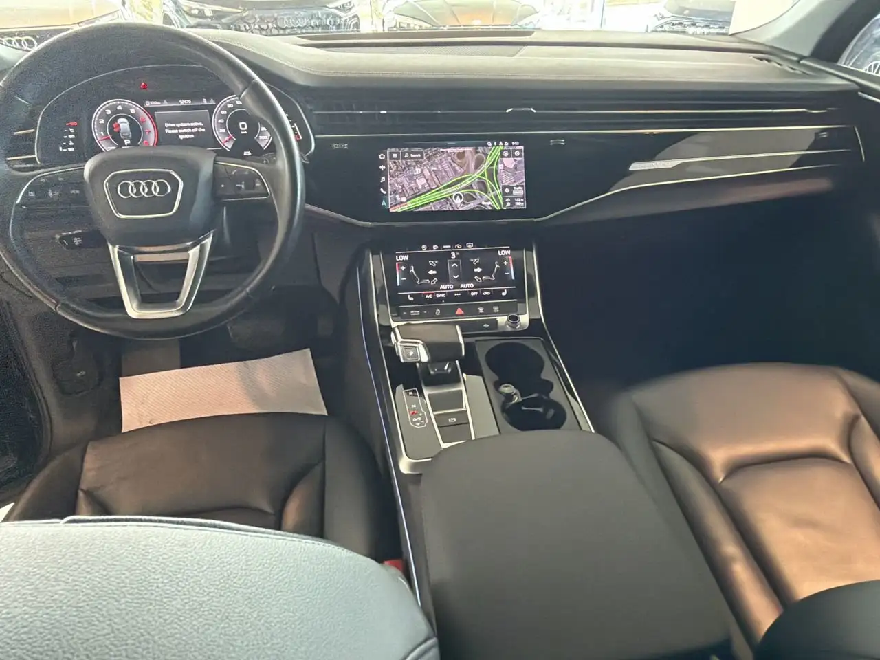 Audi Q7 - Image 29