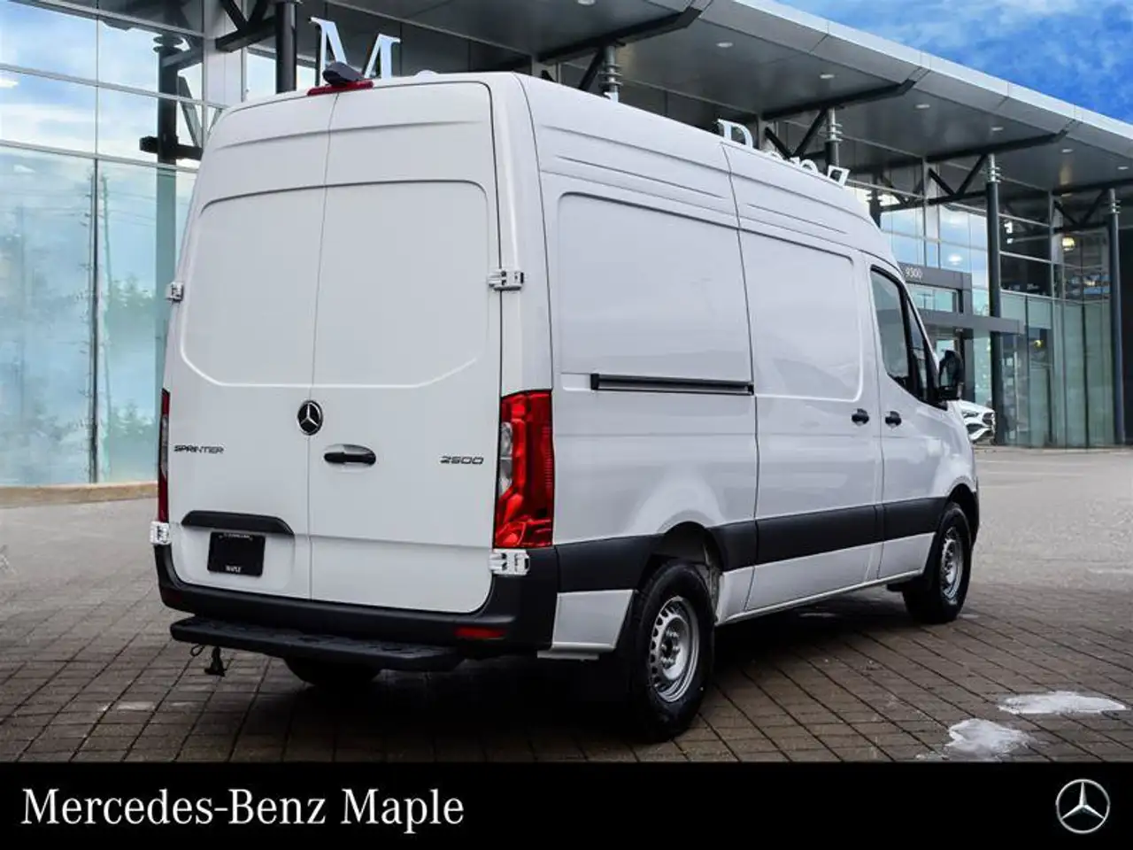 Mercedes-Benz Sprinter - Image 4