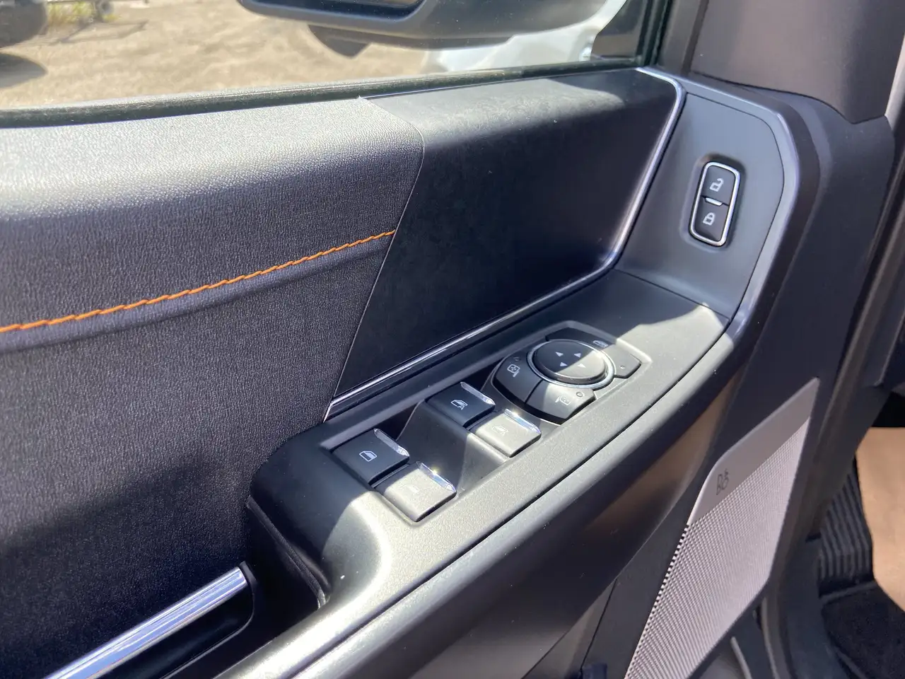 Ford F-150 - Image 5