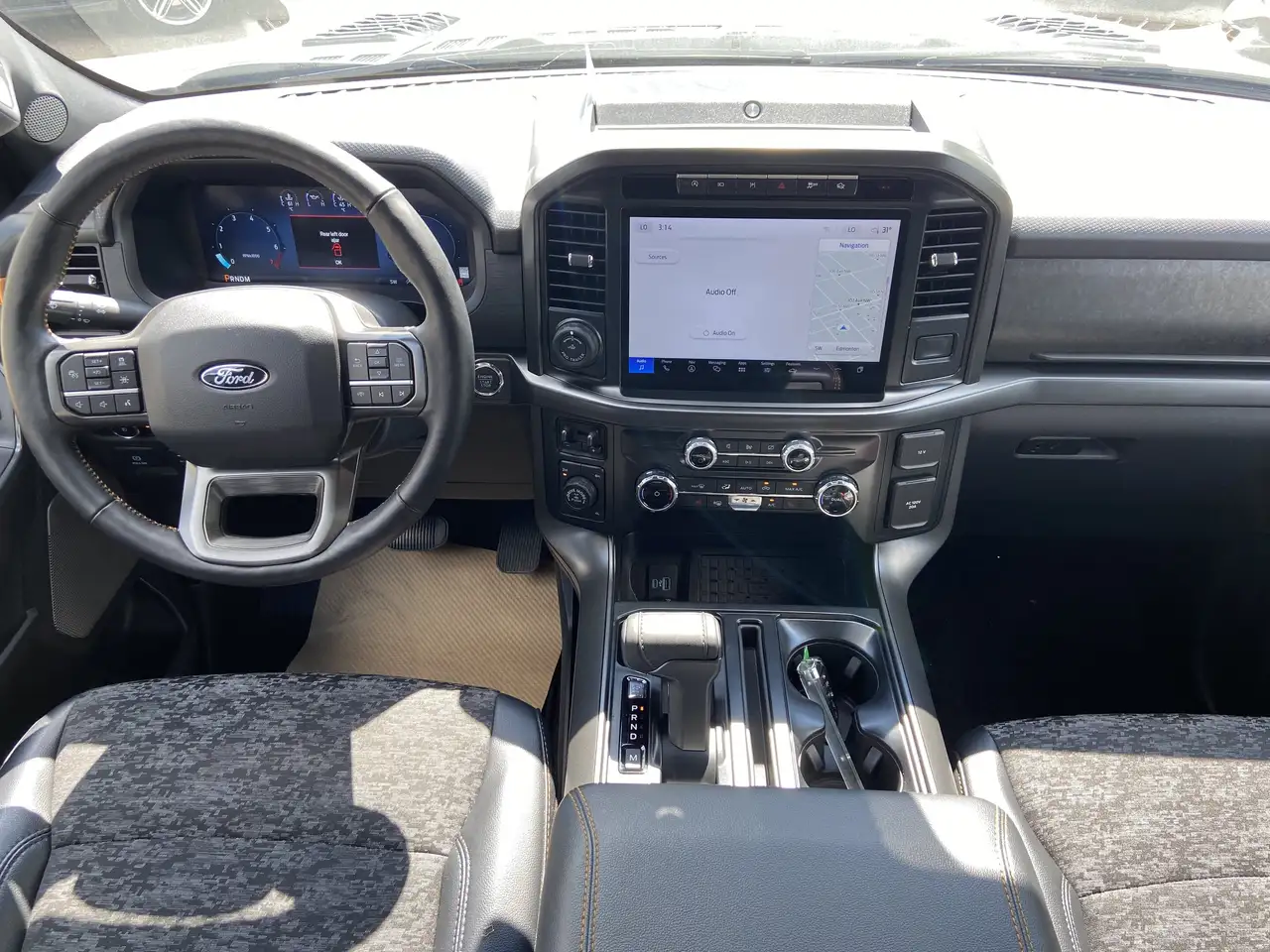 Ford F-150 - Image 12
