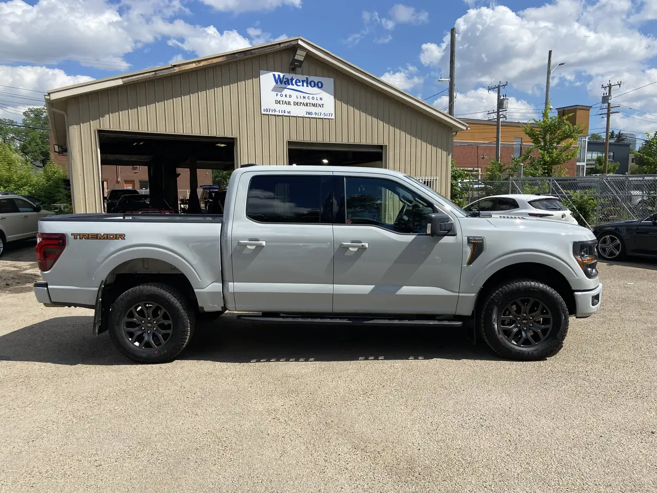 Ford F-150 - Image 23