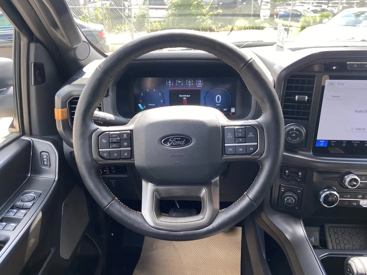 Ford F-150 - Image 13