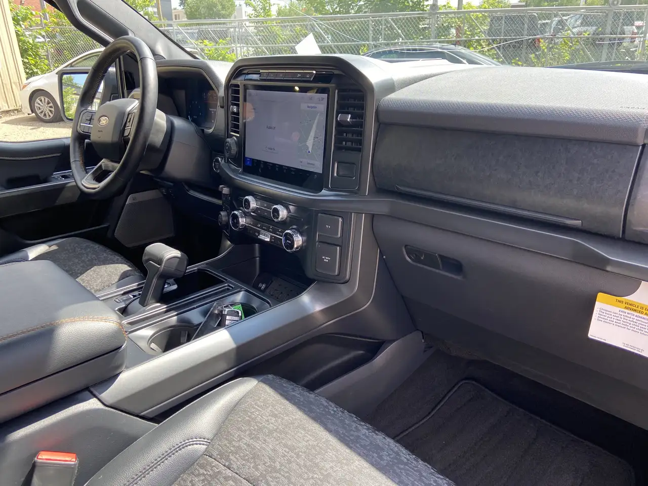 Ford F-150 - Image 22