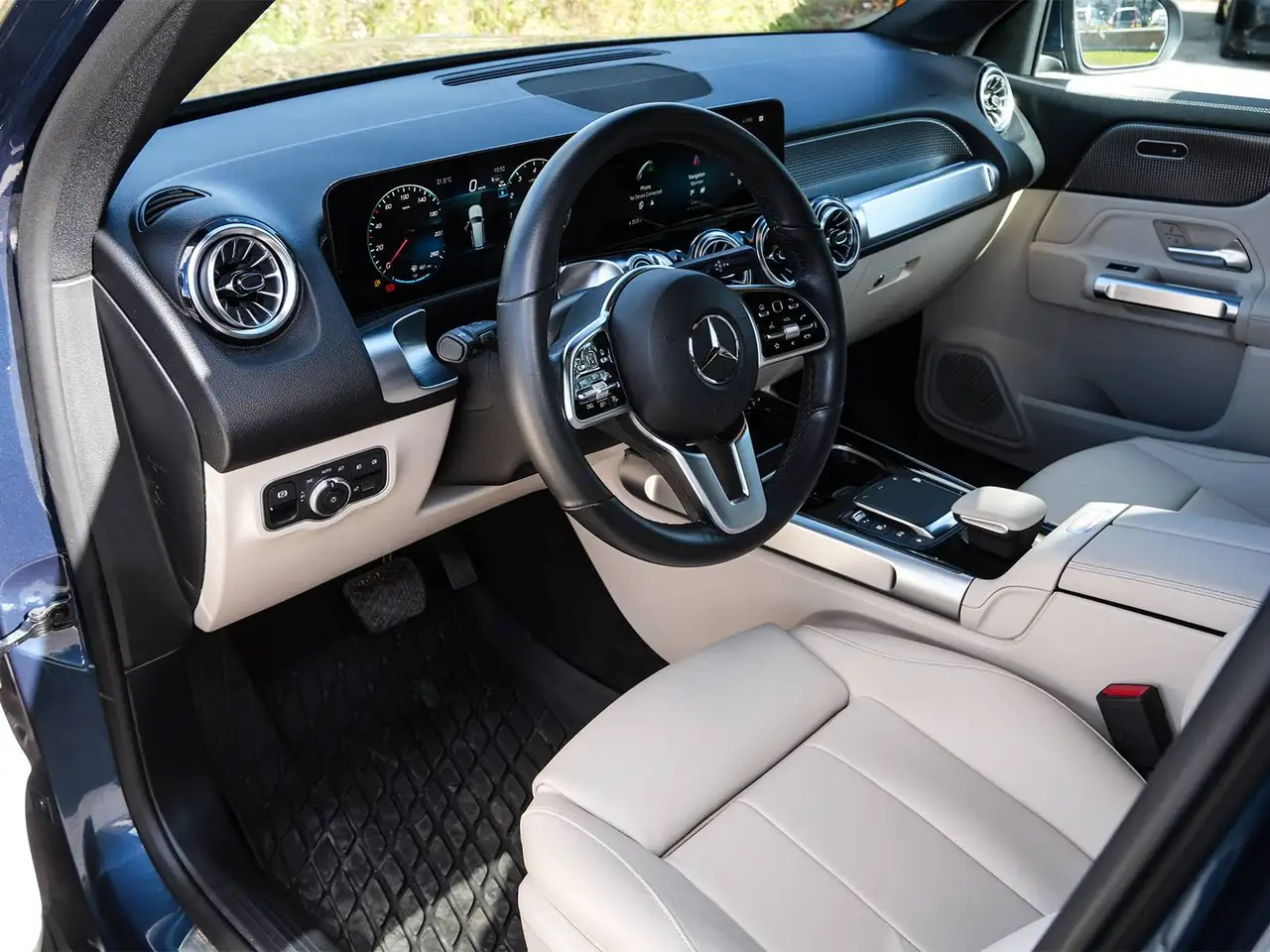 Mercedes-Benz GLB - Image 10