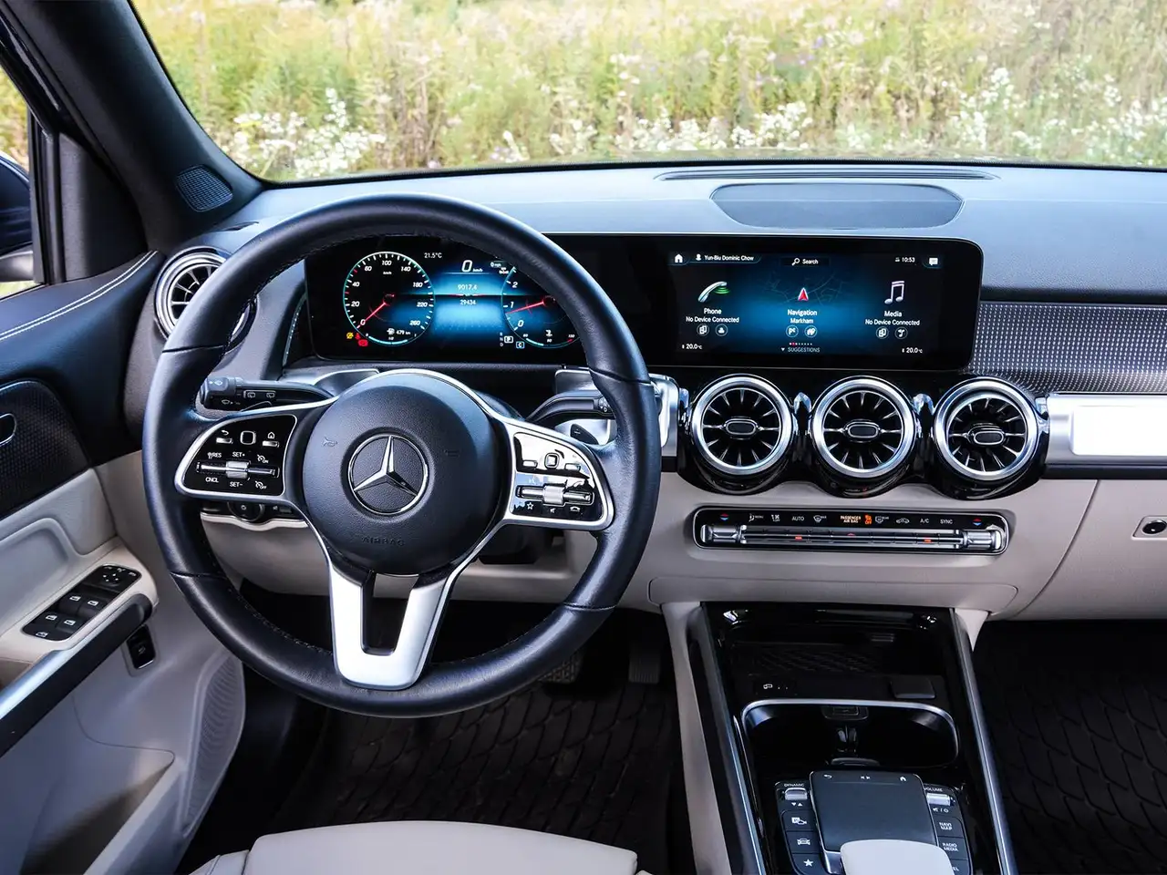 Mercedes-Benz GLB - Image 16