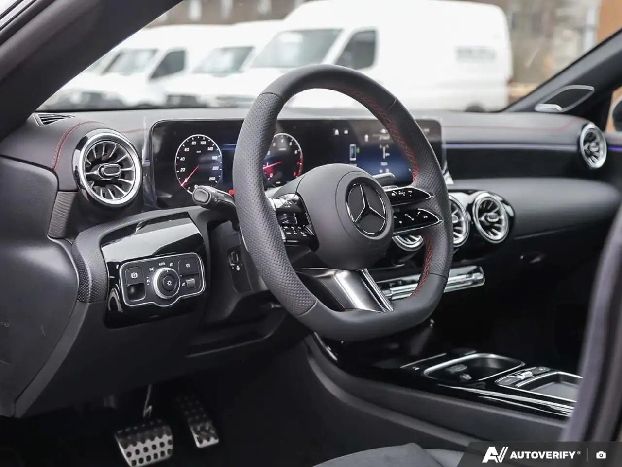 Mercedes-Benz CLA - Image 13