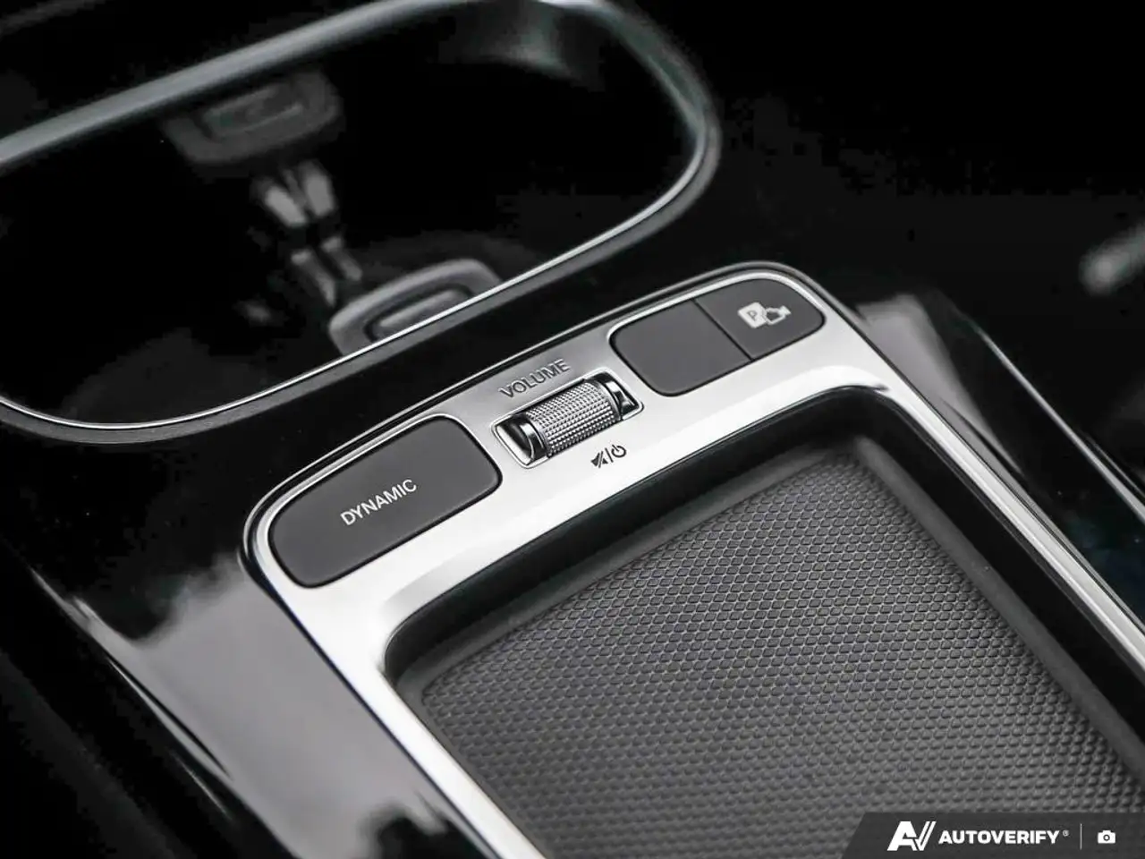 Mercedes-Benz CLA - Image 18