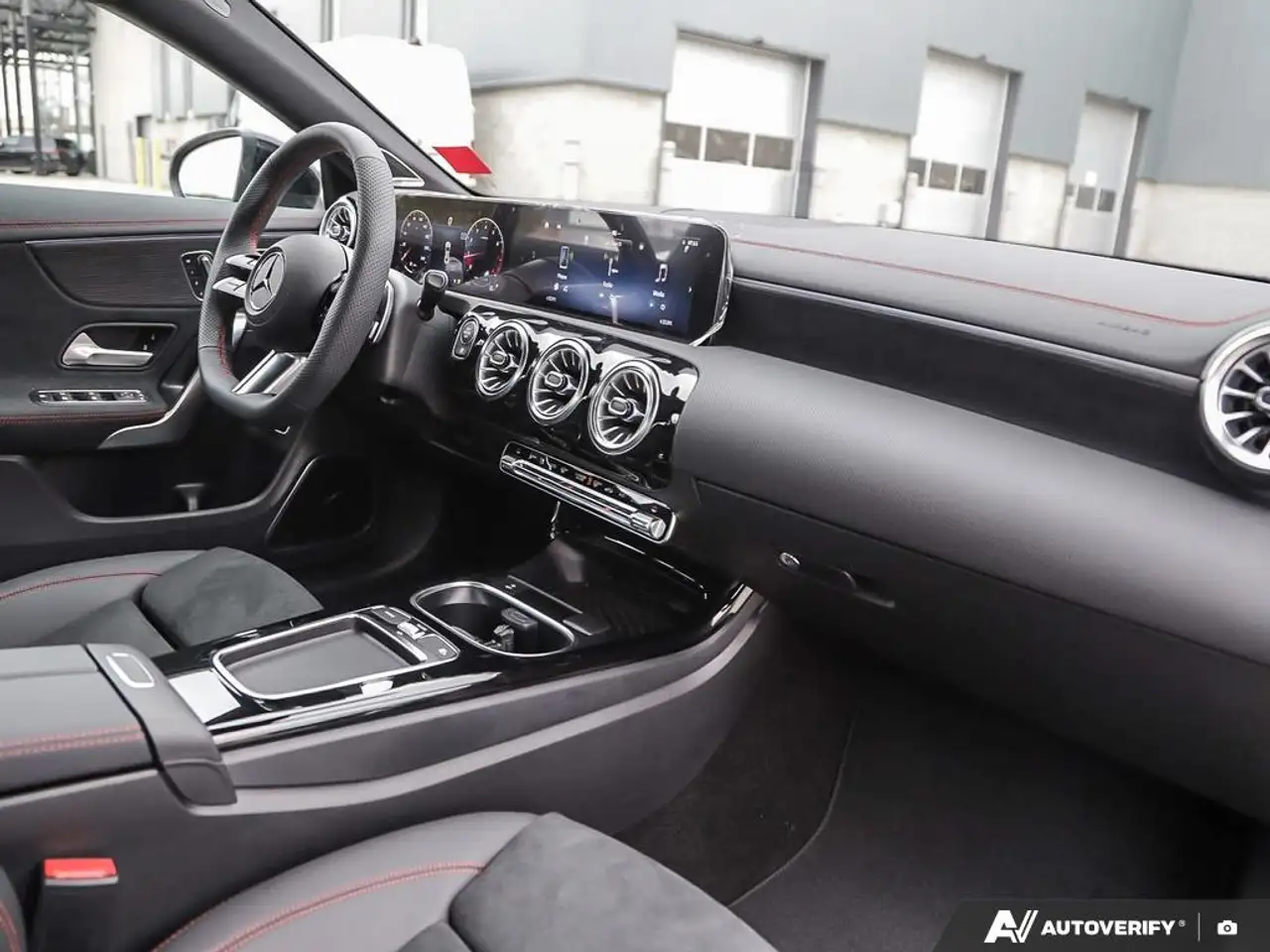 Mercedes-Benz CLA - Image 23