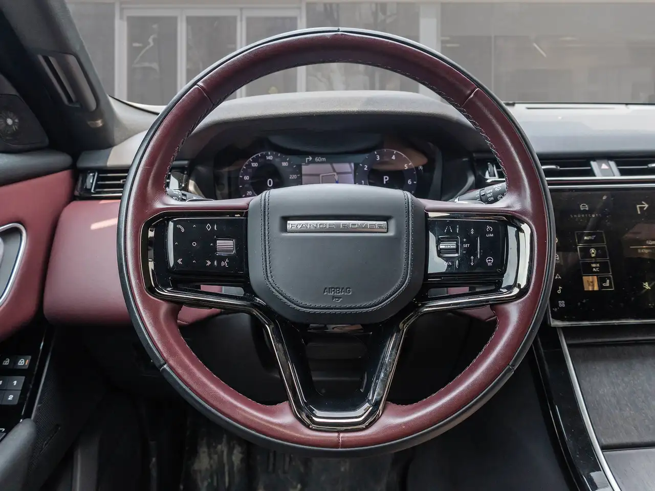 Land Rover Range Rover Velar - Image 10