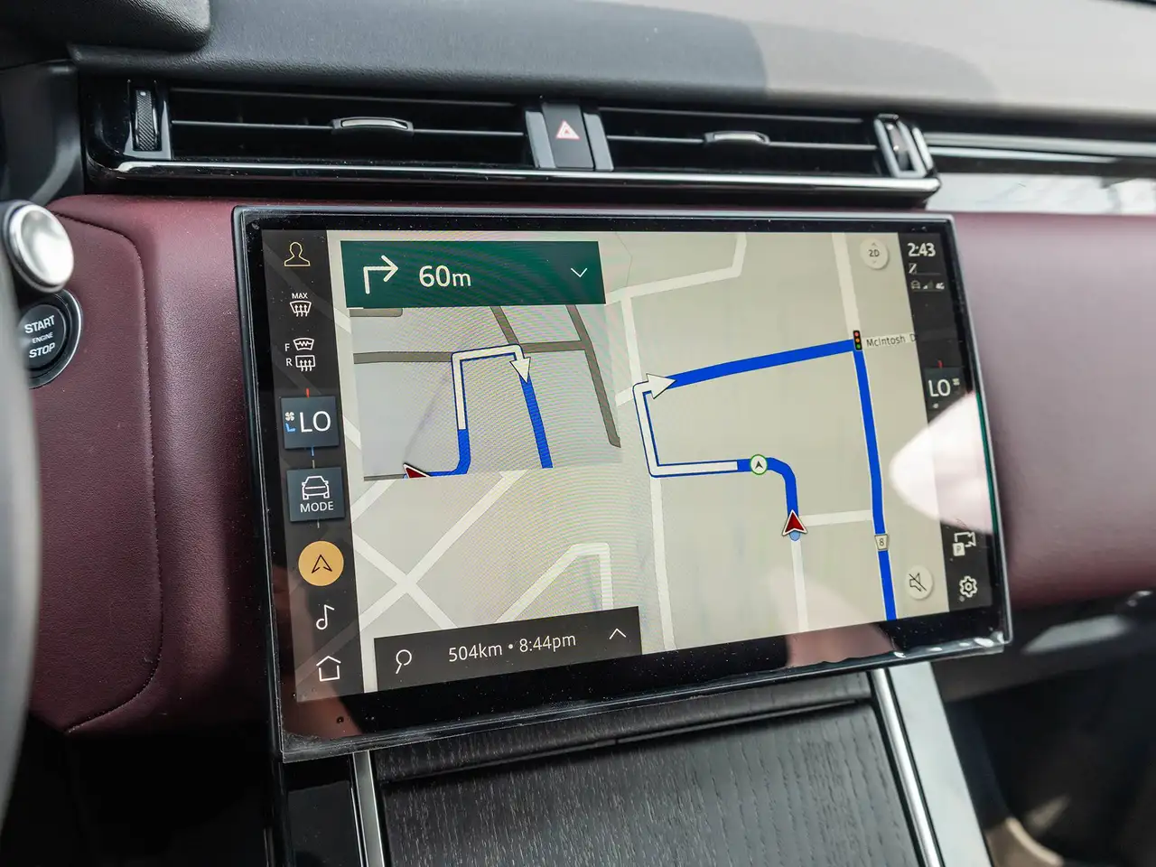 Land Rover Range Rover Velar - Image 13