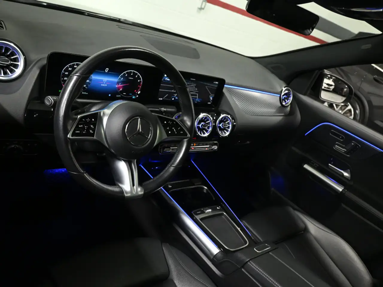 Mercedes-Benz GLA - Image 10