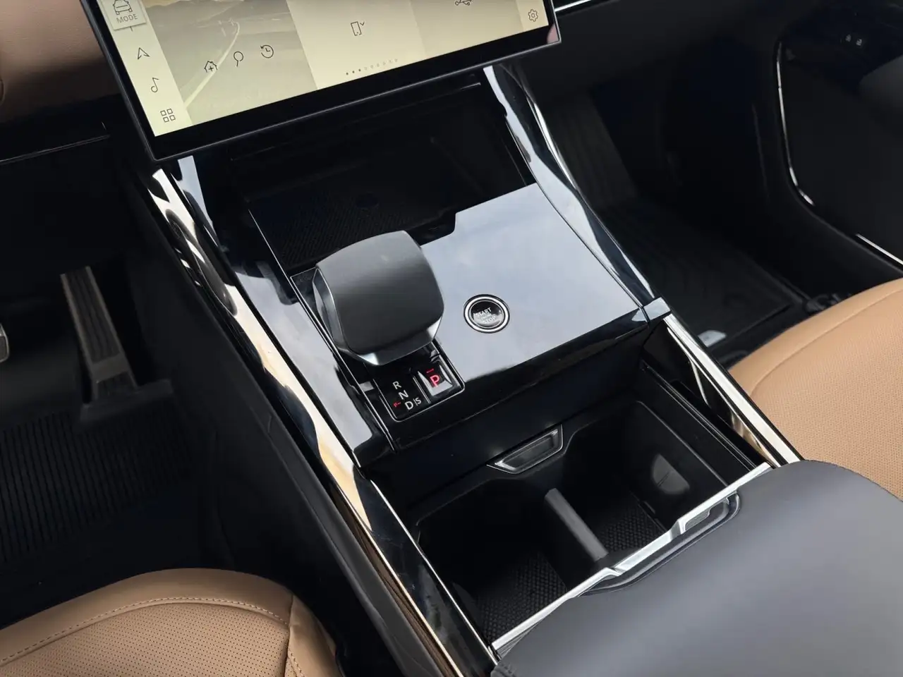 Land Rover Range Rover Sport - Image 17