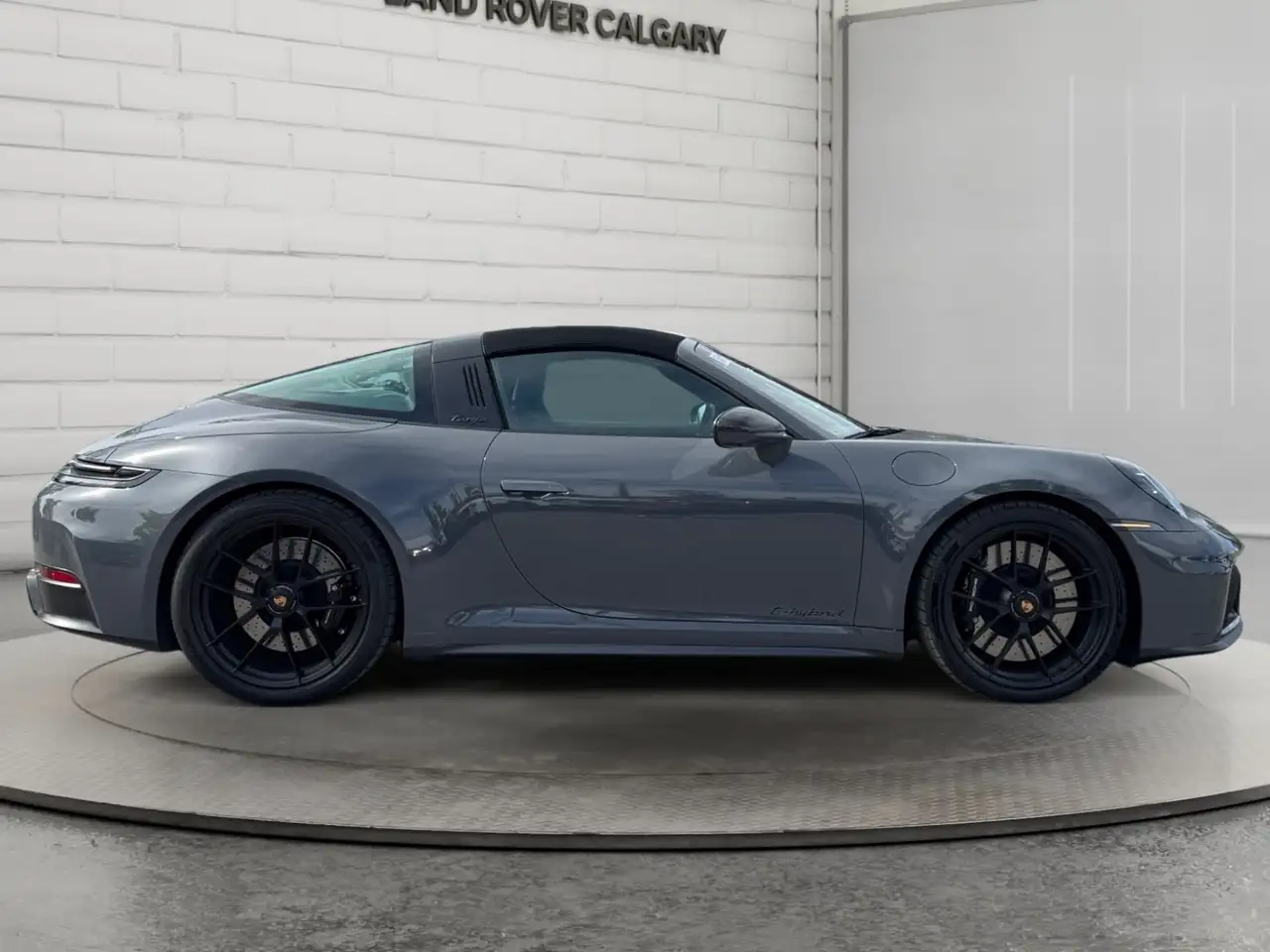 Porsche 911 - Image 6