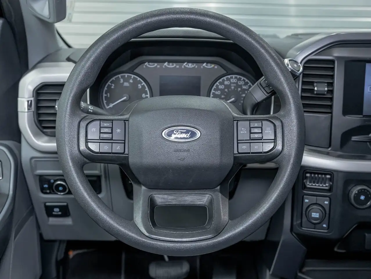 Ford F-150 - Image 14