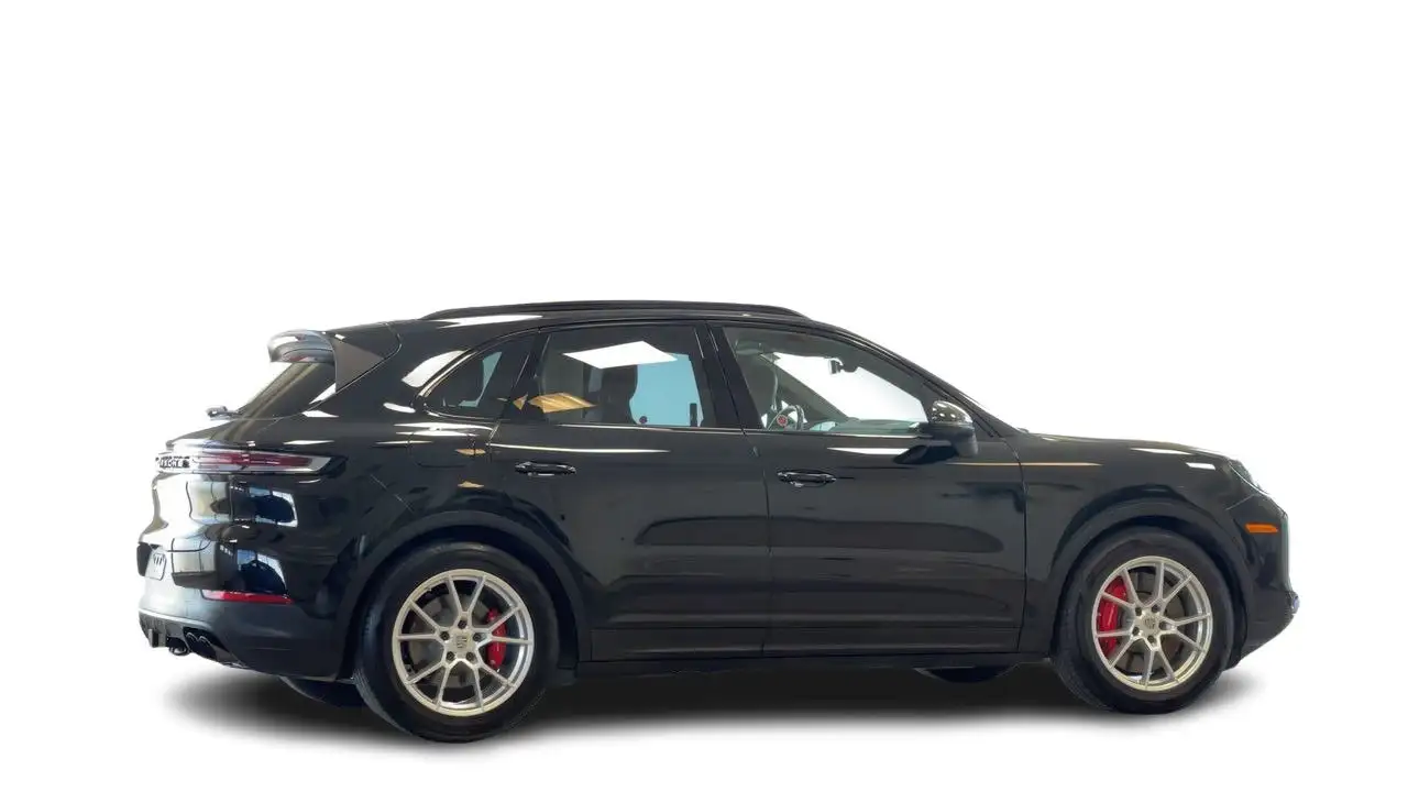 Porsche Cayenne - Image 15