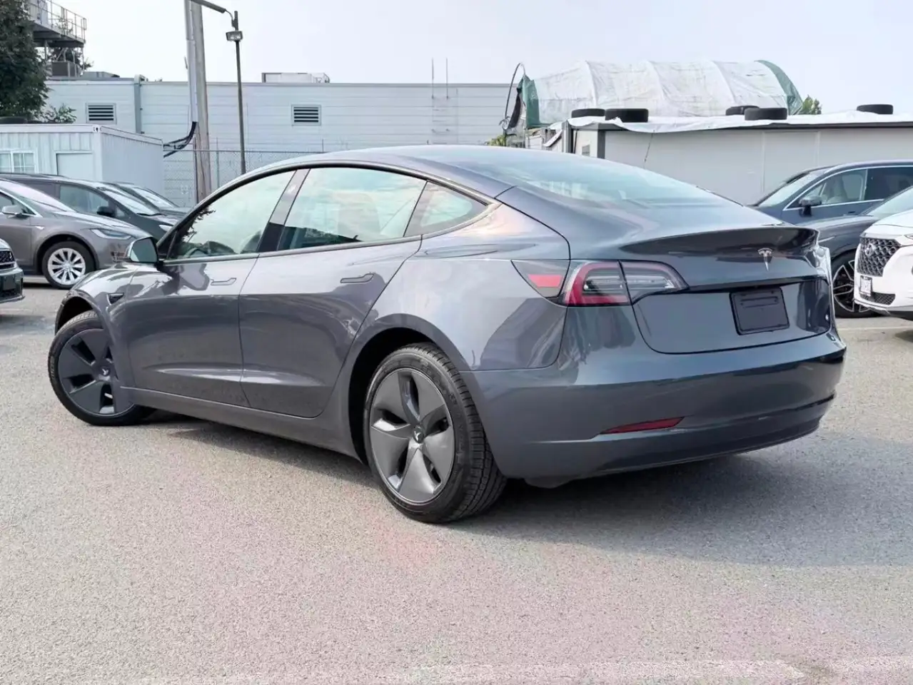 Tesla Model 3 - Image 7
