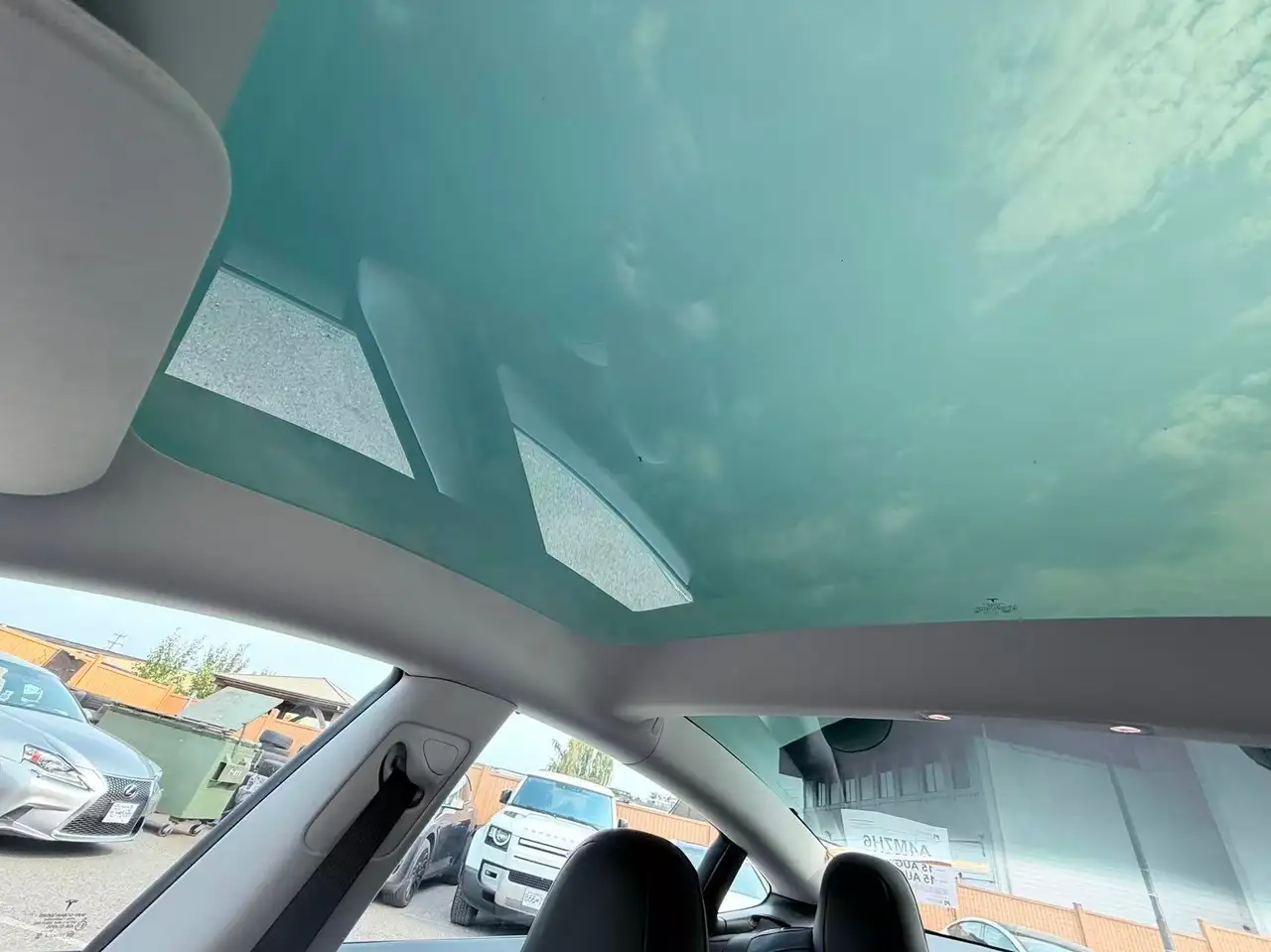 Tesla Model 3 - Image 14