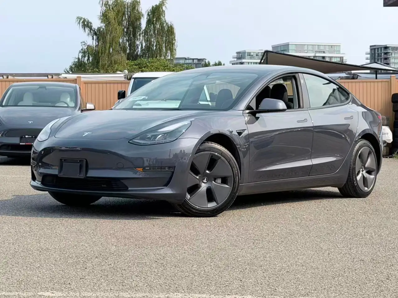Tesla Model 3 - Image 19