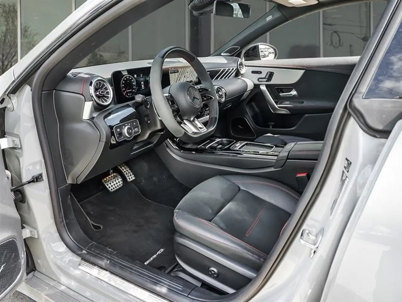 Mercedes-Benz CLA - Image 7