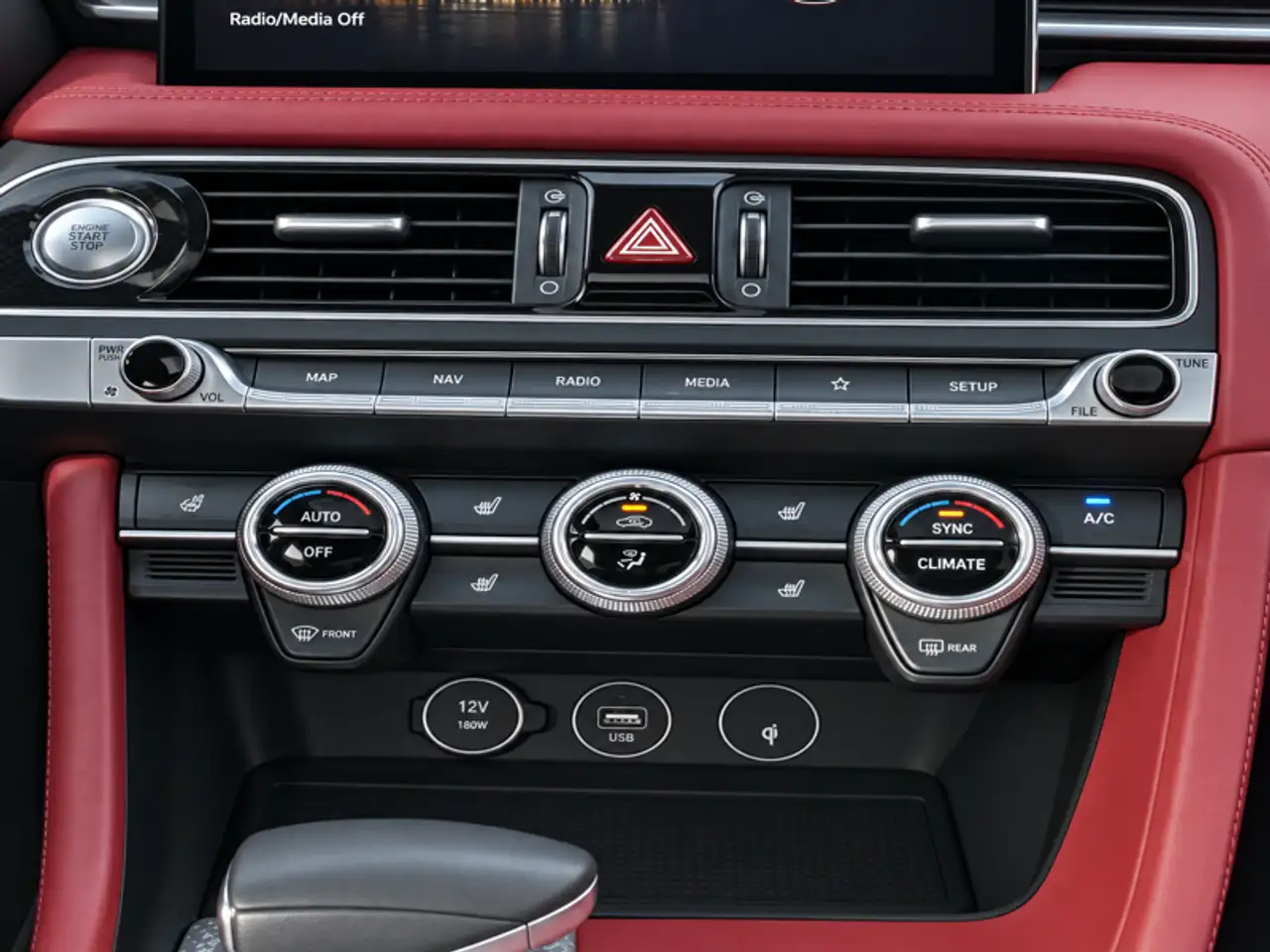 Genesis G70 - Image 11