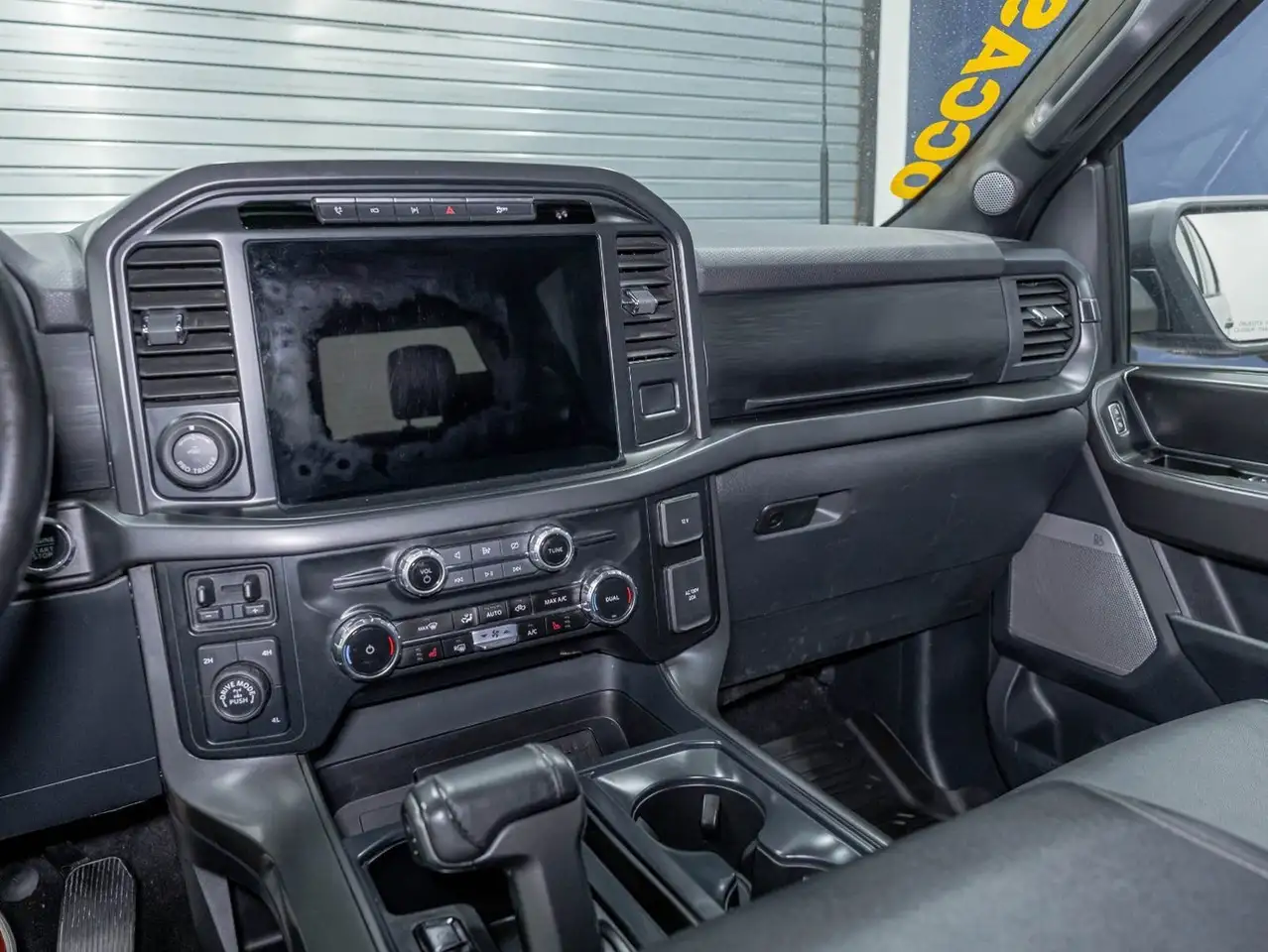 Ford F-150 - Image 20